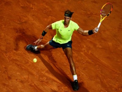 L'Espagnol Rafael Nadal face au Serbe Dusan Lajovic en 8e de finale du tournoi de Rome, le 18 septembre 2020 - Angelo Carconi [POOL/AFP]