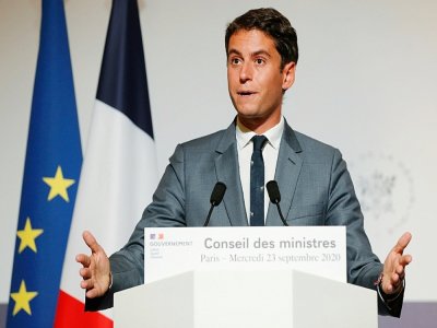 Le porte-parole du gouvernement Gabriel Attal, le 23 septembre 2020 à Paris - GEOFFROY VAN DER HASSELT [AFP]