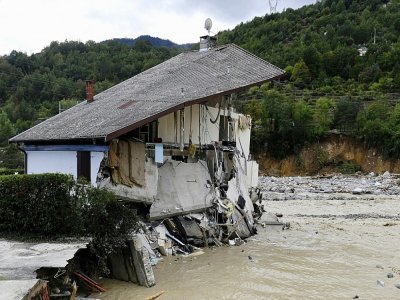 Une maison détruite par la crue de la Vésubie à Roquebillière (Alpes-Maritimes), le 3 octobre 2020 - NICOLAS TUCAT [AFP]