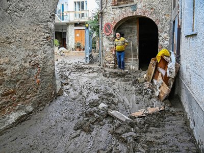 Dégâts à Garessio, en Italie, après les crues des vallées alpines,le 4 octobre 2020 - Vincenzo PINTO [AFP]
