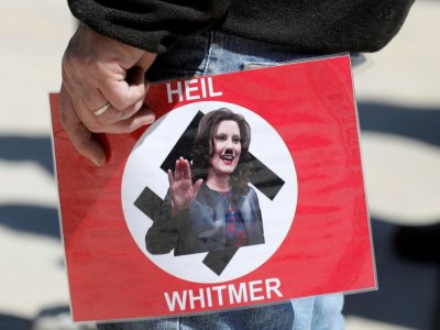 Manifestation contre la gouverneure du Michigan Gretchen Whitmer, le 20 mai 2020 à Lansing - JEFF KOWALSKY [AFP/Archives]
