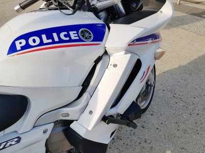 Après une course-poursuite mercredi 7 octobre au Havre, les motards de la police nationale ont fini par arrêter une voiture folle.