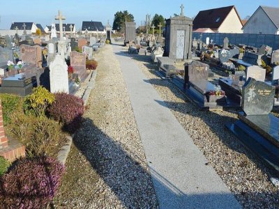 Après avoir déménagé en Normandie, un couple a mis sa tombe, située dans le Jura, en vente sur Internet. Illustration