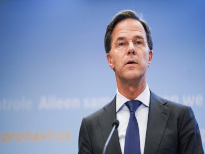 Le Premier ministre néerlandais Mark Rutte lors d'une conférence de presse pour annoncer les nouvelles mesures pour faire face à la pandémie de Covid-19 à La Haye, le 13 octobre 2020 - Bart Maat [ANP/AFP]