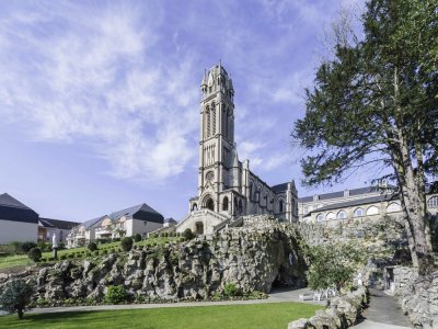 Le Petit Lourdes est situé rue des Sources, dans la commune d'Hérouville-Saint-Clair. Le monument est une réplique aux deux tiers de la basilique et la grotte de Lourdes.
