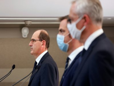 Jean Castex, Olivier Véran et Bruno Le Maire, le 15 octobre 2020, à Paris - Ludovic MARIN [POOL/AFP]