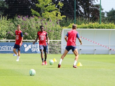 Deux joueurs professionnels du SM Caen ont été testés positifs à la Covid-19 jeudi 15 octobre.