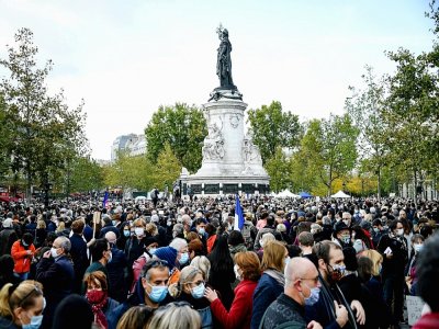Manifestation place de la République à Paris en hommage à l'enseignant assassiné, le 18 octobre 2020 - Bertrand GUAY [AFP]