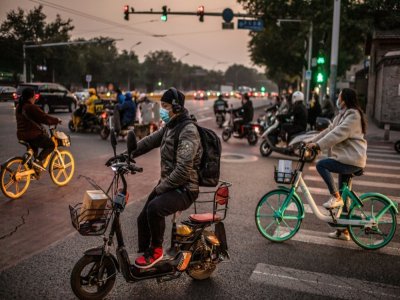 Dans les rues de Pékin, le 15 octobre 2020 - NICOLAS ASFOURI [AFP/Archives]