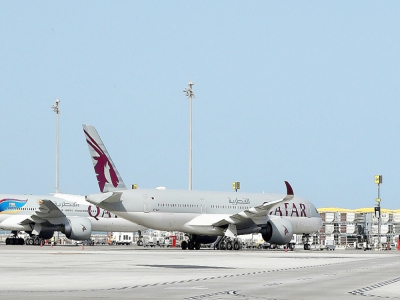 Des avions sur le tarmac de l'aéroport de Doha, au Qatar, le 1er avril 2020 - KARIM JAAFAR [AFP/Archives]