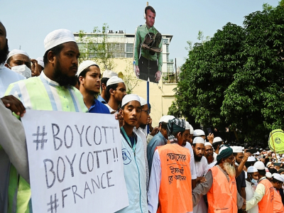 Manifestation à Dacca contre le président français Emmanuel Macron et appel au boycott des produits français, le 27 octobre 2020 au Bangladesh - Munir UZ ZAMAN [AFP]