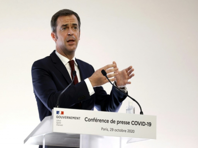 Le ministre de la Santé Olivier Véran le 29 octobre 2020 à Paris - Ian LANGSDON [POOL/AFP/Archives]
