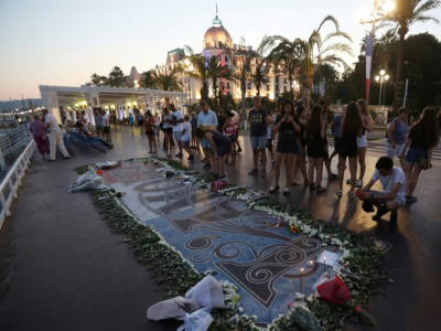 Hommage aux victimes de l'attentat de Nice de 2016, le 14 juillet 2017 sur la Promenade des Anglais à Nice - Valery HACHE [AFP/Archives]