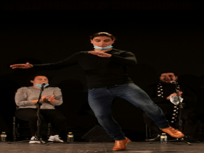 Le danseur espagnol Miguel Fernandez Ribas, alias "El Yiyo", pendant une répétition de son spectacle "Flamenco Real" à l'opéra de Madrid, le 13 novembre 2020 - PIERRE-PHILIPPE MARCOU [AFP]