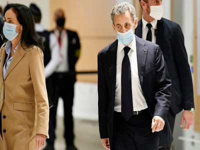 Nicolas Sarkozy arrive au tribunal, le 23 novembre 2020 à Paris - Bertrand GUAY [AFP]