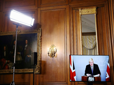 Le Premier ministre britannique Boris Johnson, en quarantaine, s'exprime par vidéoconférence, le 23 novembre 2020 à Londres - HENRY NICHOLLS [POOL/AFP]