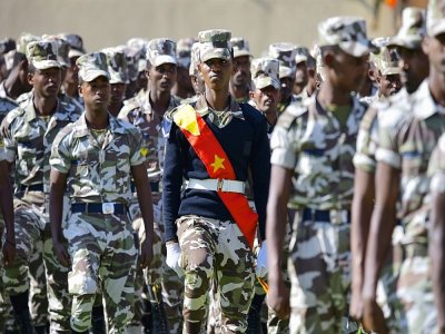 Des membres d'une unité spéciale de la police régionale du Tigré défilent à Mekele, le 19 février 2020. - MICHAEL TEWELDE [AFP/Archives]