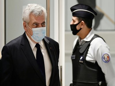 L'avocat Thierry Herzog au tribunal de Paris le 26 novembre 2020 - Bertrand GUAY [AFP/Archives]