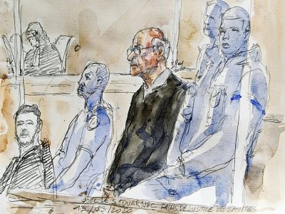 Croquis de l'audience du 13 mars 2020 lors du procès de Joel Le Scouarnec devant les assises à Saintes - Benoit PEYRUCQ [AFP/Archives]