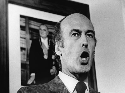 Le candidat à la présidentielle Valéry Giscard d'Estaing en campagne à Chamalières dans le Puy-de-Dôme le 9 mai 1974 - - [AFP/Archives]