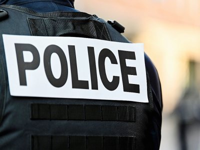 Une femme a tué de plusieurs coups de couteau son neveu de 10 ans et grièvement blessé sa petite nièce dans la nuit de Noël à Limay (Yvelines) - DENIS CHARLET [AFP/Archives]
