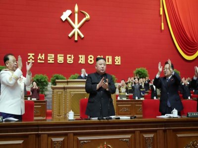 Photo diffusée le 10 janvier 2021 par l'agence nord-coréenne Kcna du leader Kim Jong Un lors du 8e Congrès du Parti des travailleurs à Pyongyang - - [KCNA VIA KNS/AFP]