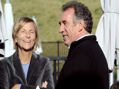 François Bayrou et Marielle de Sarnez le 29 septembre 2012 à Guidel dans le Morbihan - FRED TANNEAU [AFP/Archives]