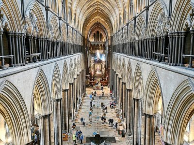 Dans la cathédrale de Salisbury, dans le sud-ouest de l'Angleterre, reconvertie en centre temporaire de vaccination contre le Covid-19, le 20 janvier 2021 - JUSTIN TALLIS [AFP]
