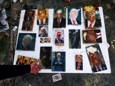 Donald Trump est bien reconnaissable sur ces portraits d'Iddo Markus, à Haïfa le 22 janvier 2021 - Emmanuel DUNAND [AFP]