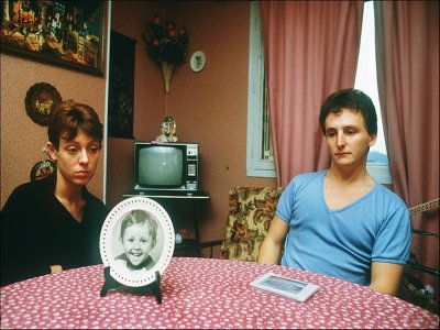 Christine et Jean-Marie Villemin, le 23 novembre 1984, dans leur maison à Lépanges-sur-Vologne (Vosges) - ERIC FEFERBERG [AFP/Archives]