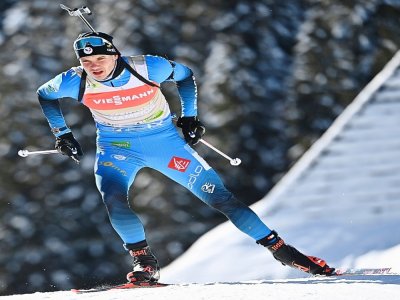 Le Français Emilien Jacquelin, lors de la poursuite aux Championnats du monde de biathlon, le 14 février 2021 à Pokljuka (Slovénie) - JOE KLAMAR [AFP]