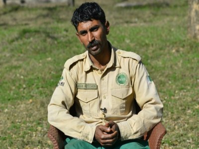 Imran Hussain, le dernier soigneur de l'éléphant Kaavan au zoo d'Islamabad, le 6 janvier 2021 - Farooq NAEEM [AFP]