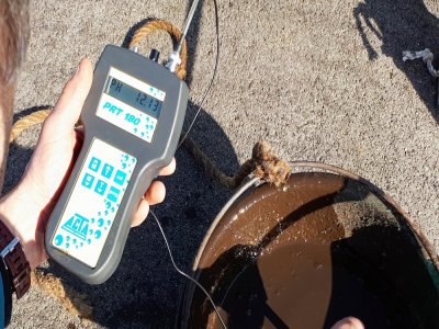 Les mesures du pH des boues sont réalisées. - Agglomération Mont-Saint-Michel Normandie