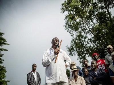 Le candidat d'opposition Guy-Brice Parfait Kolelas  lors d'un meeting à Brazzaville le 17 mars 2016 - MARCO LONGARI [AFP/Archives]