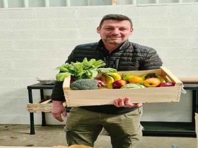 Frédéric Lafontaine a lancé son entreprise de livraisons de paniers de fruits et légumes.