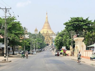 Une rue vide à Rangoun au jour d'une "grève silencieuse" des opposants au coup d'Etat militaire en Birmanie, le 24 mars 2021 - - [AFP]