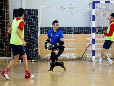 Le gardien de but brésilien de l'équipe de futsal du Kairat Almaty, à l'entrainement, le 18 mars 2021 à Almaty (Kazakhstan) - Ruslan PRYANIKOV [AFP/Archives]