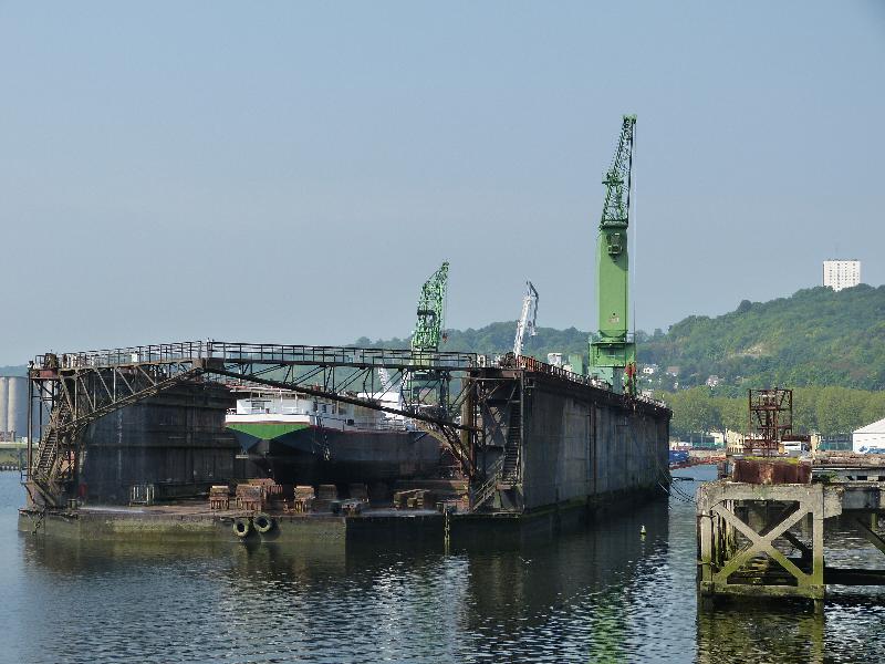Le dock flottant se trouve dans le bassin Saint-Gervais