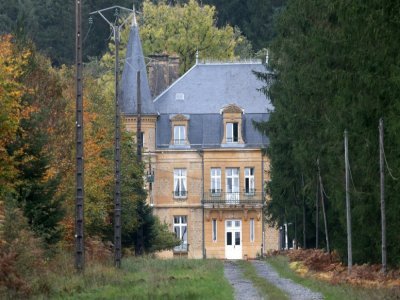 Le chateau du Sautou, à Ville-sur-Lumes, dans le nord de la France, qui a appartenu au tueur en série Michel Fourniret, le 27 octobre 2020 - FRANCOIS NASCIMBENI [AFP/Archives]