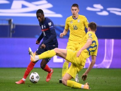 L'attaquant de l'équipe de France, Ousmane Dembélé, lors du match de quaifications pour le Mondial-2022 contre l'Ukraine, le 24 mars 2021 au Stade de France à Saint-Denis - FRANCK FIFE [AFP/Archives]