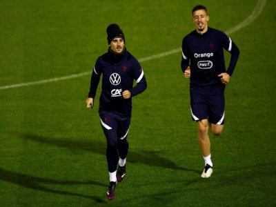 Antoine Griezmann et Clément Lenglet à l'entrainement avec les Bleus, à Clairefontaine, le 10 novembre 2020 - Yoan VALAT [EPA POOL/AFP/Archives]