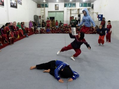 Entrainement aux arts martiaux de défense pour des femmes hazaras, dans un club de Quetta, le 31 janvier 2021 - Banaras KHAN [AFP]