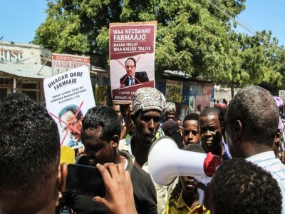 Manifestation contre le président somalien Mohamed Abdullahi Mohamed, dit Farmajo, à Mogadiscio, le 25 avril 2021 - - [AFP/Archives]