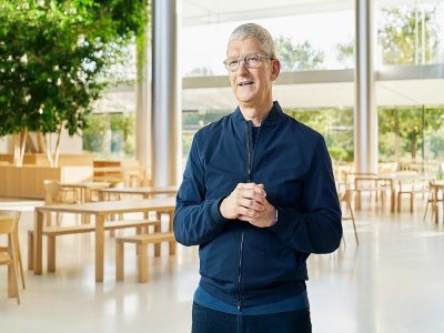 Tim Cook, le patron d'Apple, prononce un discours à Apple Park, à Cupertino, en Californie, le 10 novembre 2020 - Brooks Kraft [Apple Inc./AFP/Archives]