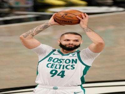 Le Français Evan Fournier, des Boston Celtics, lors d'un match de NBA contre les Brooklyn Nets, à New York, le 23 avril 2021 - Sarah Stier [GETTY IMAGES NORTH AMERICA/AFP/Archives]