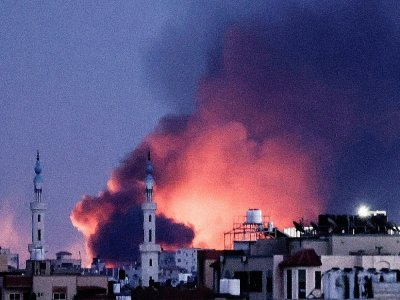 Une frappe aérienne israélienne dans la ville de Gaza, le 20 mai 2021 - MAHMUD HAMS [AFP]