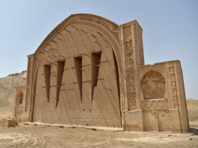 L'arche de la citadelle de Qala-e-Bost, près de Lashkar Gah, dans la province du Helmand, le 27 mars 2021 en Afghanistan - WAKIL KOHSAR [AFP]