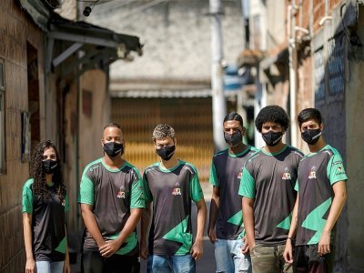 L'équipe d'esport d'AfroGames, dans la favela de Vigario Geral, à Rio de Janeiro le 6 mai 2021 - MAURO PIMENTEL [AFP]
