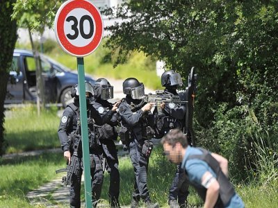 Intervention du GIGN à La Chapelle-sur-Erdre le 28 mai 2021 - LOIC VENANCE [AFP]