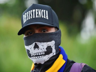 Un manifestant antigouvernemental à Cali, en Colombie, le 28 mai 2021 - Luis ROBAYO [AFP]